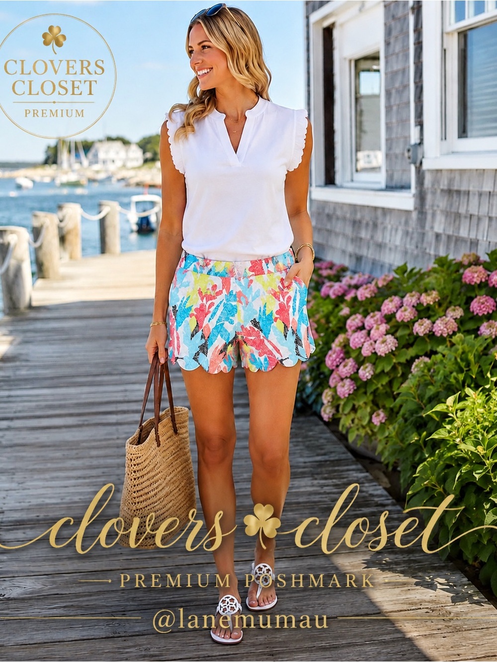 Crown & Ivy Scalloped Hem Shorts Floral Print Size 12 Preppy